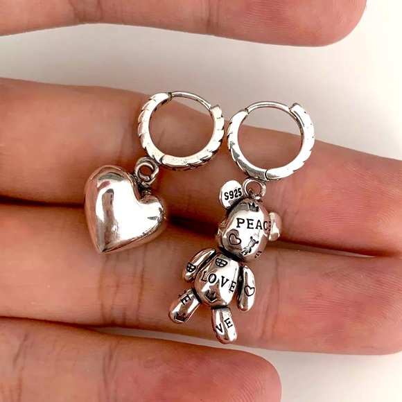 Jewelry - ✨MEW LAUNCH✨AB Asymmetric Unique Bear Heart-Shaped Earrings